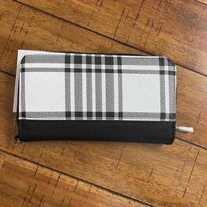 Thirty-One Buffalo Check Benjamin Wallet